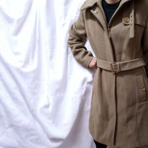 XS- Michael Kors Wool Blend Coat. Used in great condition